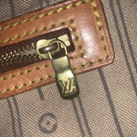 Authentic Louis Vuitton Neverfull MM - Picture 12 of 13